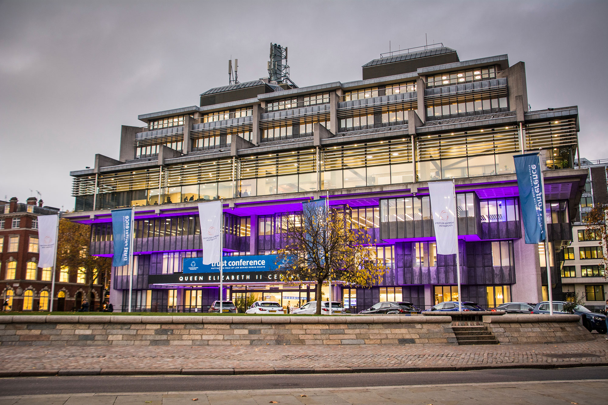 Queen Elizabeth II Centre, London / Shutterstock.com - William Barton